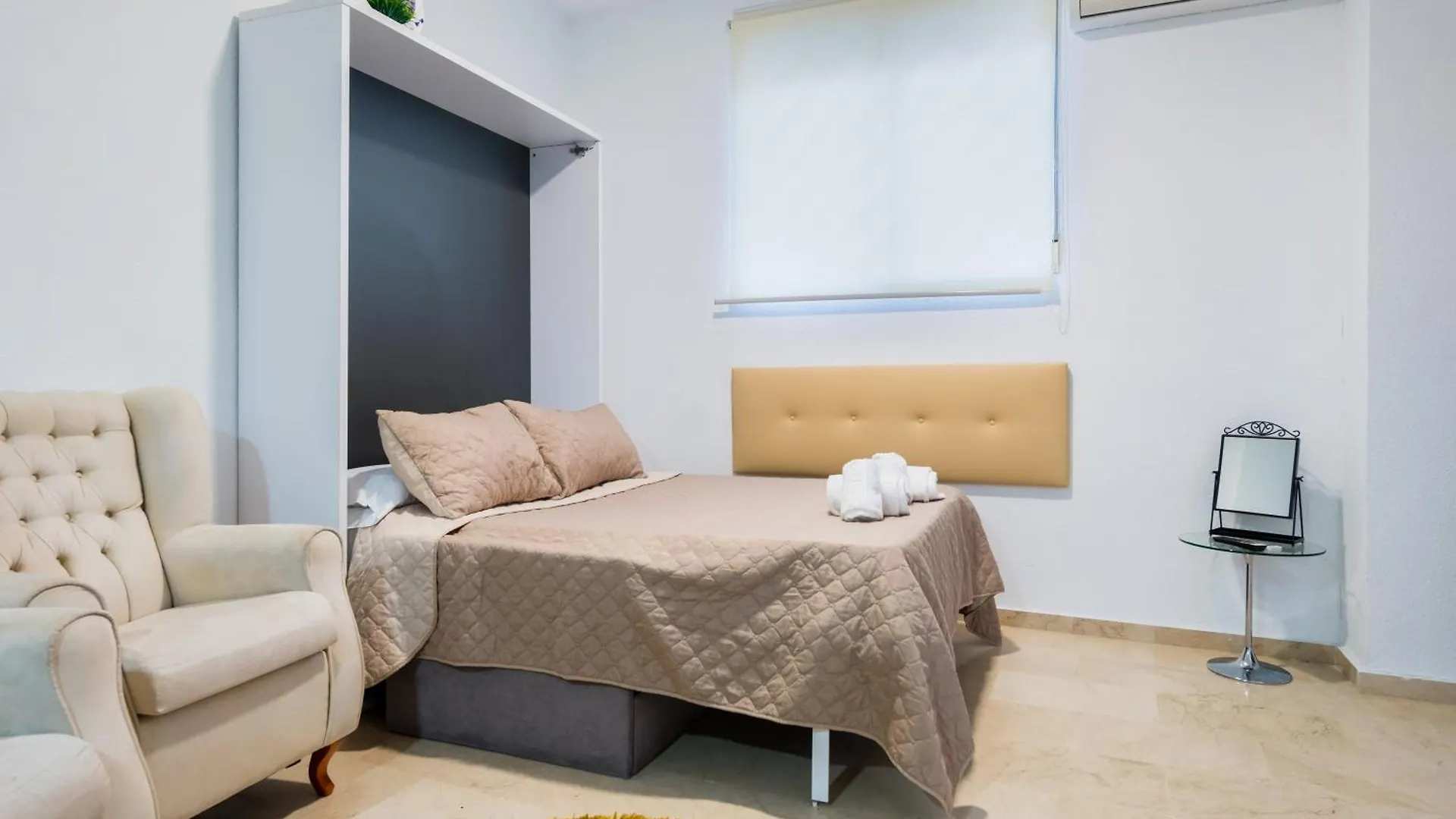 Estudio Triana Salado A Apartment Seville 0*,  Spain