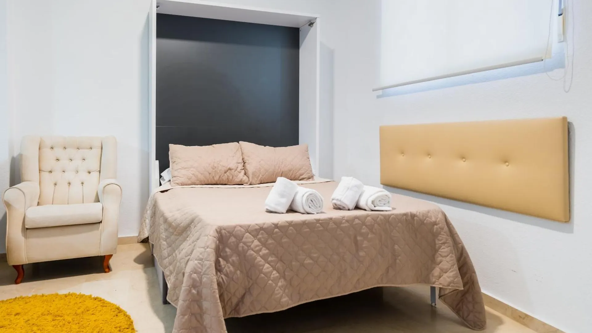 Estudio Triana Salado A Apartment Seville