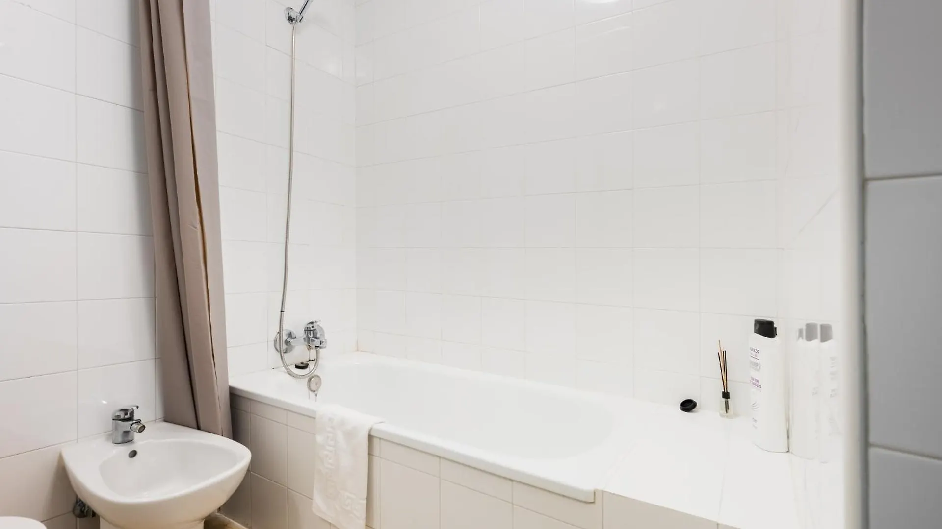 Estudio Triana Salado A Apartment Seville